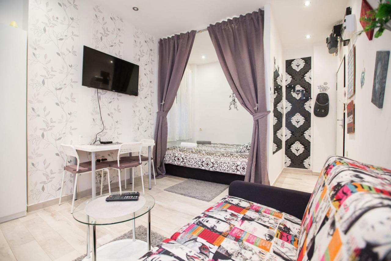 Apartman Pierre Zagabria Esterno foto